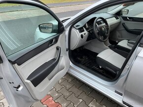 Škoda Rapid 1.2 TSi 63kw naj 119t serviska - 9