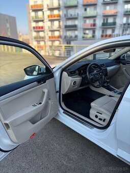 ŠKODA SUPERB L&K 4x4 2.0TDI DSG 147KW 2022 - 9