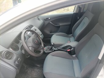 SEAT ALTEA XL 1.6i - 9