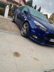 Ford Focus ST Combi - 9