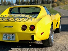 1977 Chevrolet Corvette C3 5.7 V8 - 9