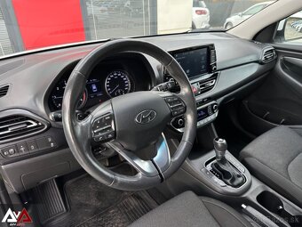 Hyundai i30 CW 1.6 CRDi DTC Family, v Záruke, F1 radenie, SR - 9