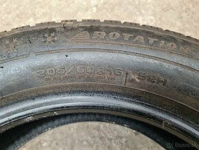 205/60 r16 zimné 4 ks DUNLOP dezén 9,5-9 mm - 9