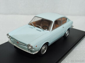 1:24 modely 3 - 9