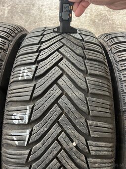 Toyota avensis zimna sada Michelin 215/55 R17 - 9