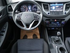 Hyundai Tucson r. 2016 2,0CRDi 4x4 Xpossible+, panorama, LED - 9