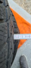 Predám pirelli sottozero 3. 225/55 R17 - 9