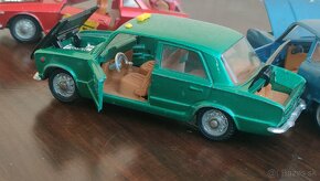 Model auta Fiat124 , Mebetoys 1:43 - 9