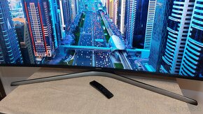 Curved 65" Samsung TV 4K UHD Smart TV + HDR (UE65MU6270U) - 9