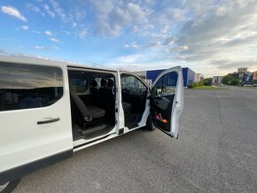 Autopožičovňa / Prenájom Renault Trafic Long 9 miestne. - 9