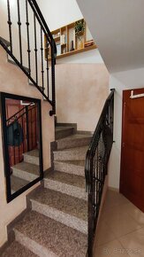 CHORVÁTSKO - Predám mezonetový apartmán v Novigrade - 9