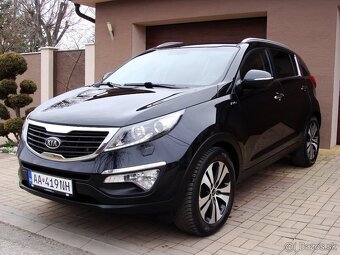 KIA SPORTAGE 2.0 CRDI 4X4 PLATINIUM - 9