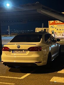 VW Jetta mk6 1.6tdi 2014 - 9