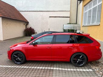 Škoda Octavia Combi 2.0 TDI DPF RS DSG - 9