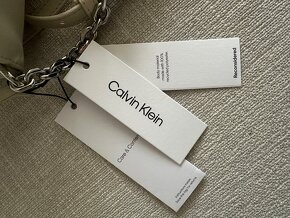 Crossbody kabelka Calvin Klein - 9