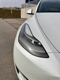 Tesla model Y Long Range Dual Motor Autopilot - 9