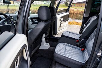 Škoda Roomster 1,4 16V (ťažné, climatronic, tempomat) - 9