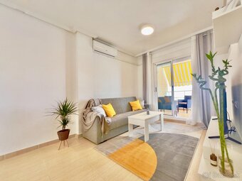 Krásný apartmán s balkonem a parkováním – Torrevieja - 9