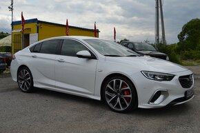 Opel Insignia GSI 2.0 CDTI BiTURBO 210k S&S  rv 2018 - 9