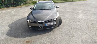 Alfa Romeo 159jtdm - 9