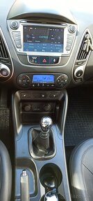 Hyundai ix35 2.0 CRDi VGT Premium 4x4 - 9