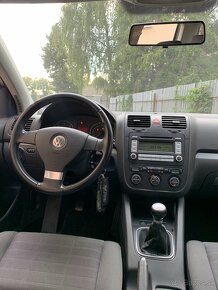 Volkswagen Golf 5 - 9