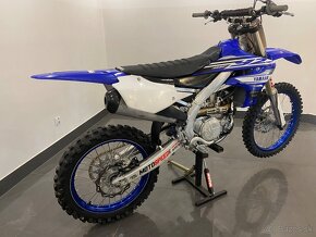 Yamaha yzf 450 - 9