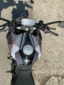 KTM 1290 Superduke R - 9