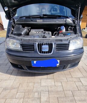 Seat Alhambra 2.0 benzín +LPG 7-miestne - 9