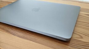 Apple Macbook Air 13" i5. 8GB ram 512GB ssd r. 2020 - 9