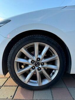 Mazda 3 2.2 Skyactiv -D150 Revolution TOP - 9